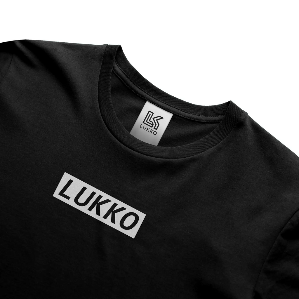Apliiq Lukko Frame classic coupe T-shirt in black, featuring a minimalist graphic design on soft cotton fabric.