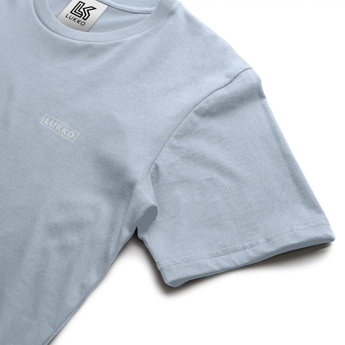 Apliiq Lukko Box classic fit T-shirt in black, featuring a simple crew neck and short sleeves, displayed flat on a white background.